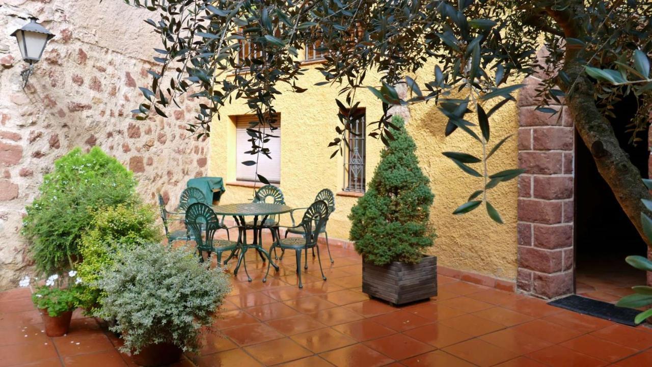 Cal Crispi Guest House Prades Exterior photo